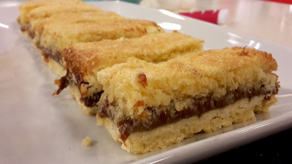 Tarta de coco y dulce de leche