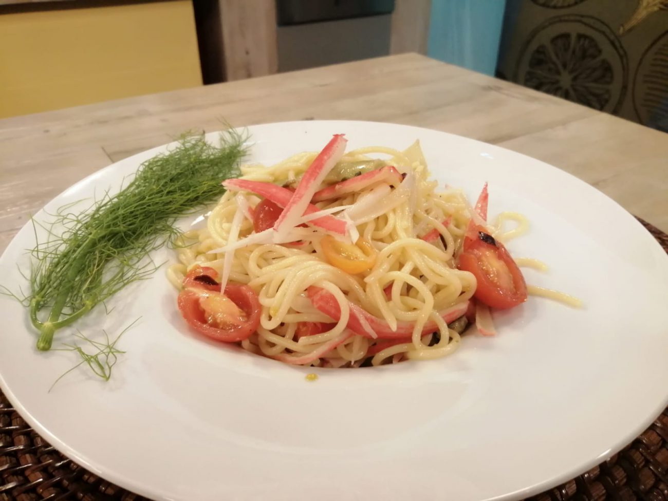 Pasta larga con hinojo y Krill