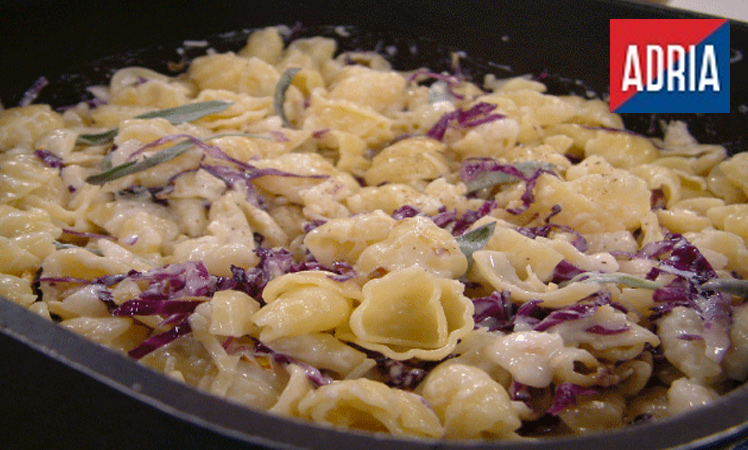 Ñoquis ADRIA con queso crema y pera