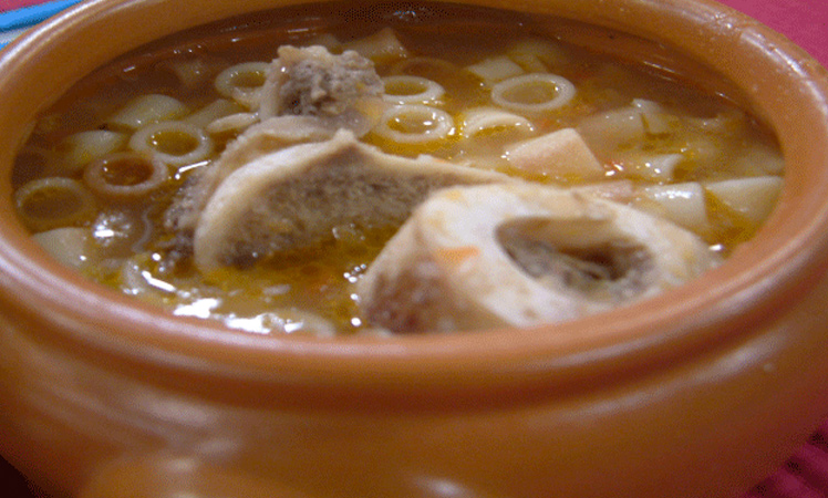 Sopa de dedales ADRIA con caracú