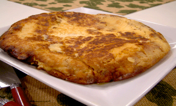 Tortilla de puré de papas de la huerta Maggi